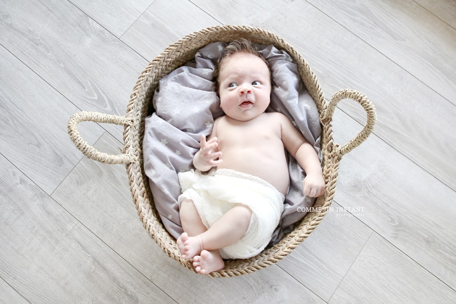 photographe bébé à Versailles (78000 Yvelines 78) et sa région, photographe professionnelle bébé aux yeux verts, shooting à domicile bébé studio, bébé, bébé aux yeux bleus