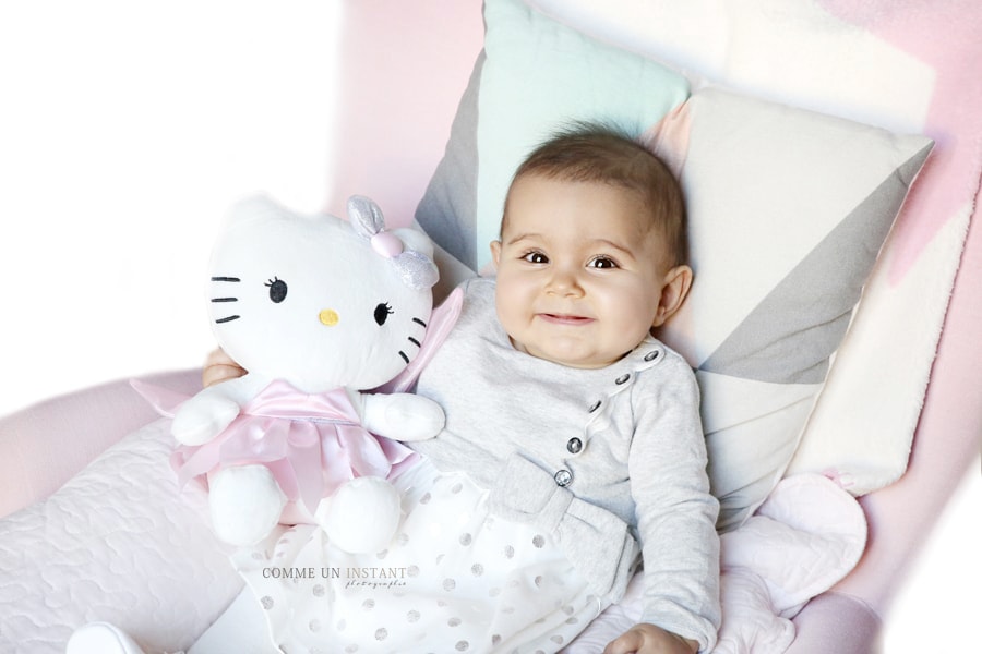 bébé studio, photographe pro pour bebe a Paris (75000 Paris 75) et sa région, bébé