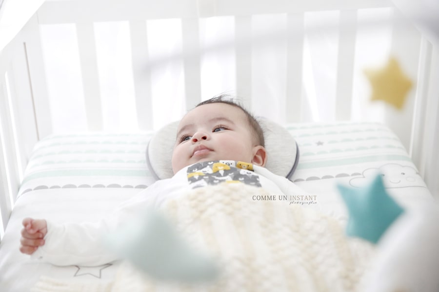 reportage photographe de bébé sur Maisons Alfort (94700 Val de Marne 94), photographe pro enfant studio, bébé, photographe bébé métis, photographe enfant, bébé studio, photographe pro enfant métis