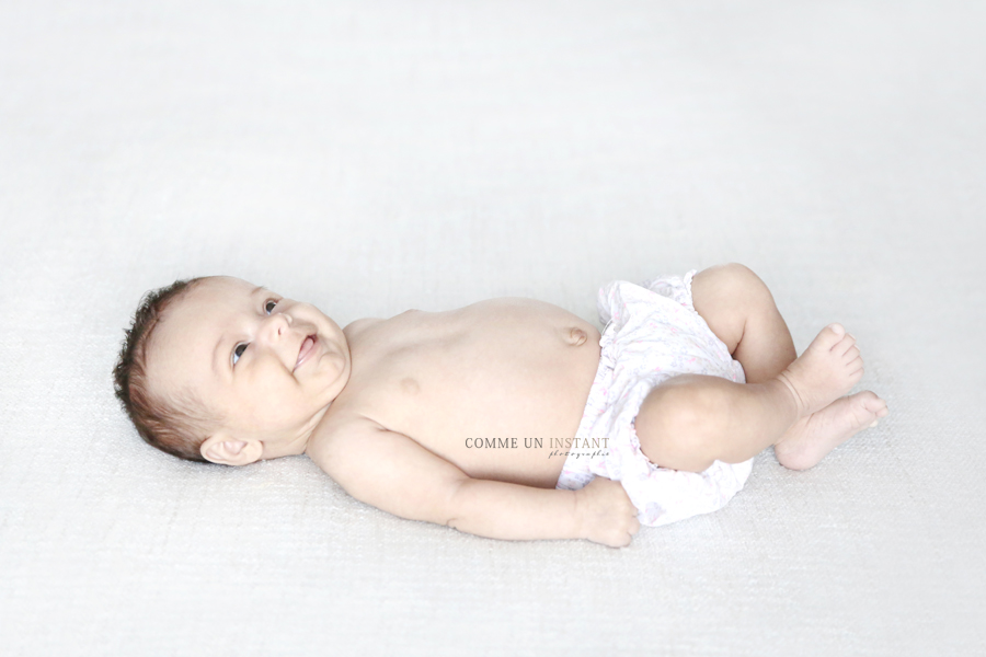 photographe bébé sur Nanterre (92000 Hauts de Seine 92) - shooting à domicile enfant studio - enfant - photographe professionnelle bébé studio - photographe professionnelle bébé