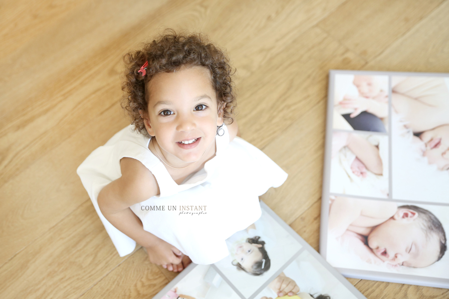 photographe pro enfant, shooting à domicile pour familles, famille, photographe famille studio, bébé en train de jouer, bébé studio, bébé, enfant studio, photographe à domicile enfant en train de jouer, shooting soeurs et frères