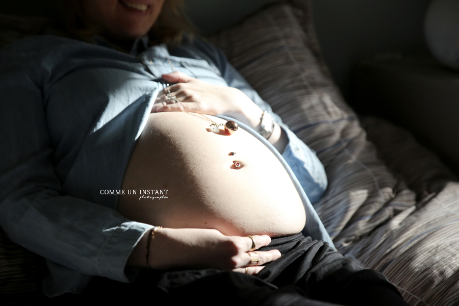 photographe professionnelle grossesse, reportage photographe amour, photographe pro de femme enceinte a Versailles (78000 Yvelines 78) et sa région, ventre nu, grossesse studio