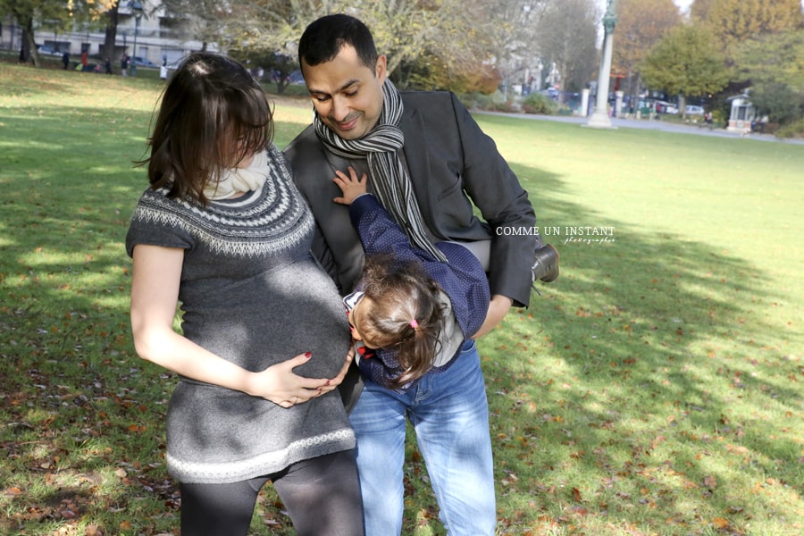 photographe pro enfant, photographe pro enfant en train de jouer, famille, photographie pour femmes enceintes, femme enceinte habillée, grossesse en extérieur, photographe pro bébé en extérieur, photographie famille en extérieur, photographe professionnelle couple, bébé, grossesse