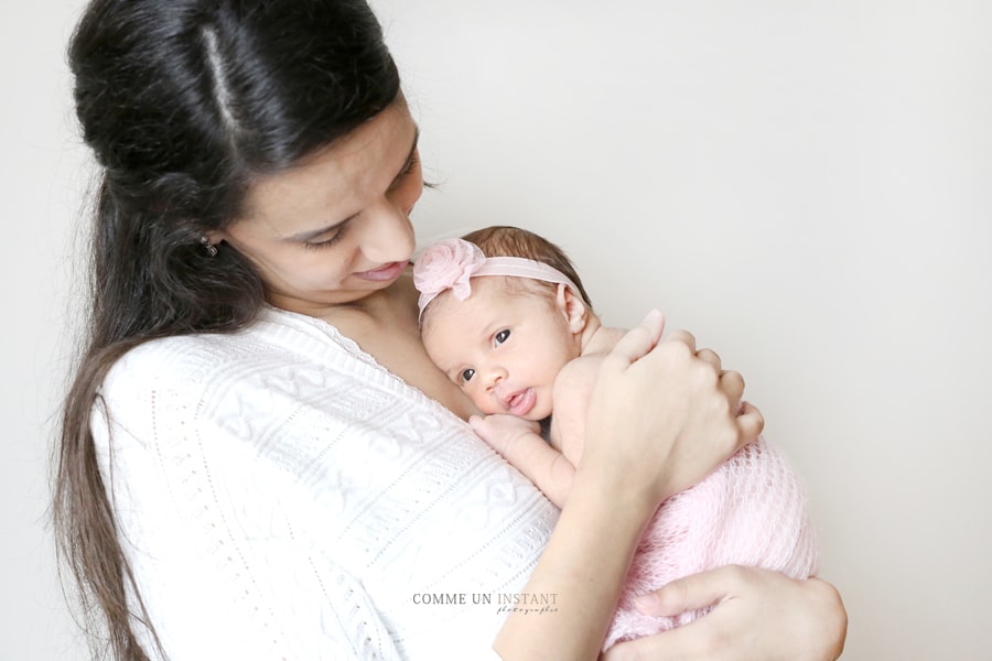 photographie bébé studio - shooting bébé métis - bébé - photographe à domicile famille - reportage photographe nouveau né studio - photographe pro famille studio - reportage photographe pour nouveau ne a Saint Germain en Laye (78100 Yvelines 78) et sa région - reportage photographe nouveau né - famille métis