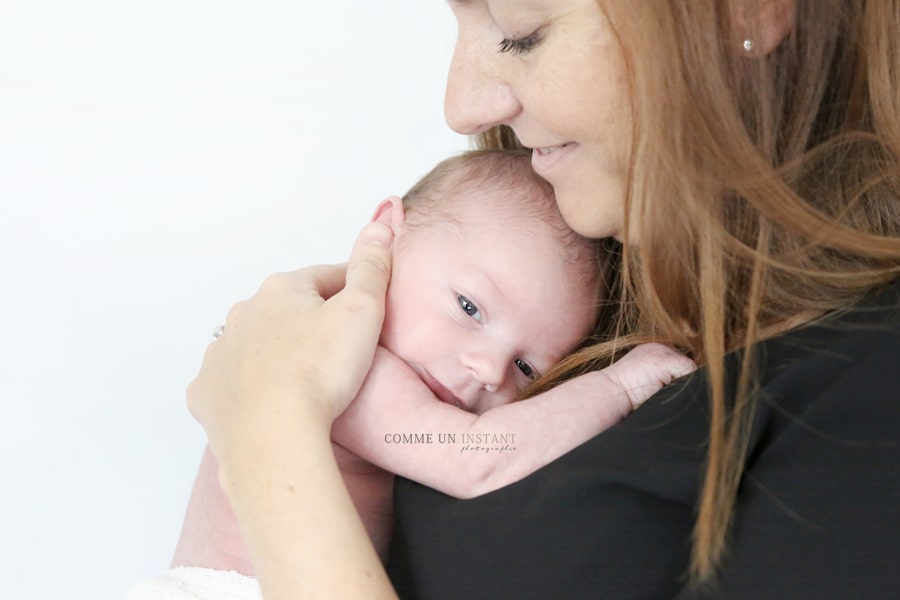 bébé - photographie famille - famille studio - shooting à domicile nouveau né studio - photographe professionnelle nouveaux nés - photographe pro amour - nouveau né - photographe à domicile bébé studio