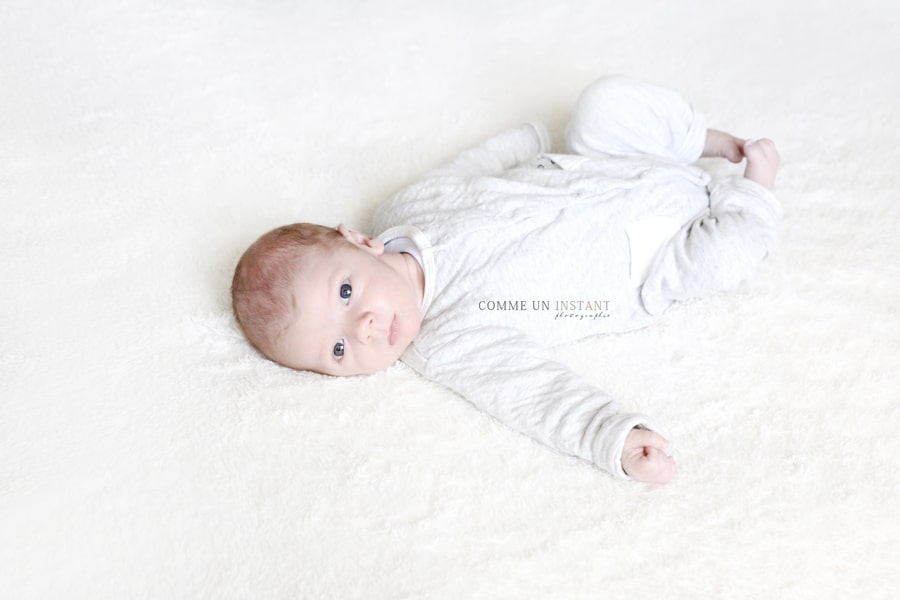 nouveau né - bébé studio - photographe à domicile bébé - photographe a domicile de nouveaux nés - nouveau né studio