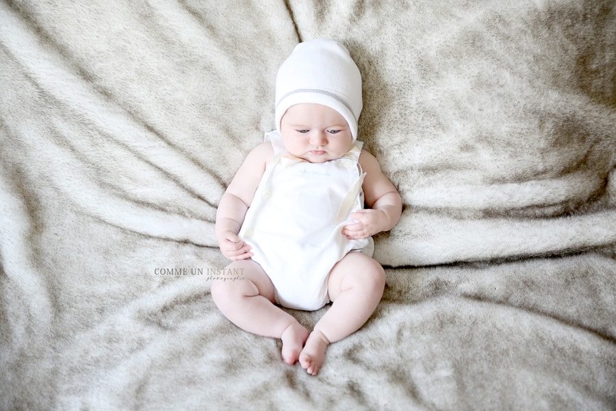 photographe bébé studio - photographe professionnelle nouveau né studio - shooting à domicile pour bebe