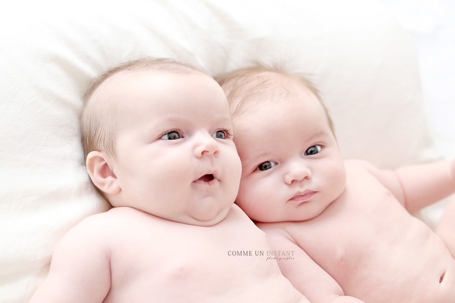 photographe bébé, shooting à domicile bébé a Paris 75 tout près du Trocadero, de Montmartre et de la cathédrale Notre Dame, photographe a domicile bébé studio, reportage photographe nouveau né studio, reportage photographe jumeaux / jumelles