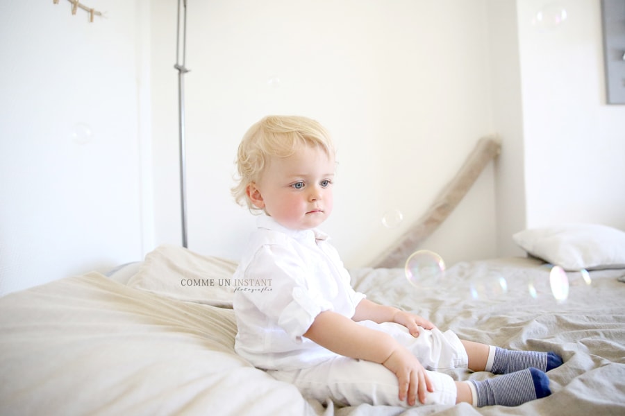 photographe a domicile de enfant en plein coeur de Courbevoie (92400 Hauts de Seine 92)