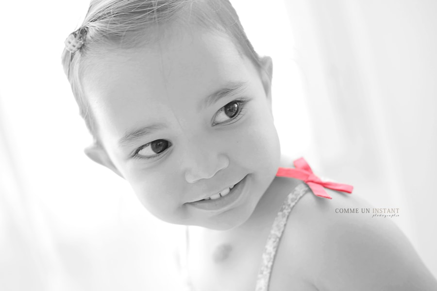 Séance photo enfant à Paris (75) - Margo, 2 ans - Photographe bébé,  grossesse, famille et mariage à Paris, région parisienne, Vannes, Morbihan  et alentours