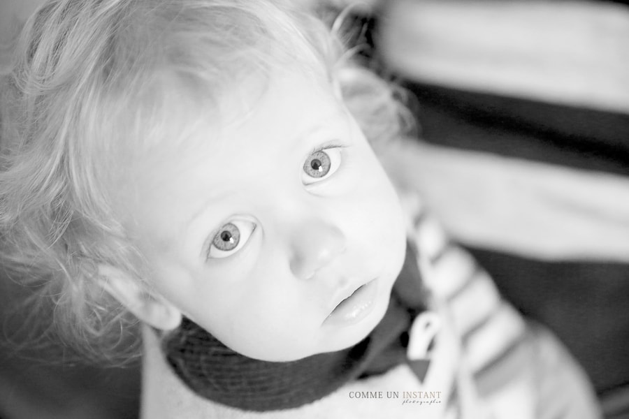 photographe enfant, noir et blanc, reportage photographe de enfants