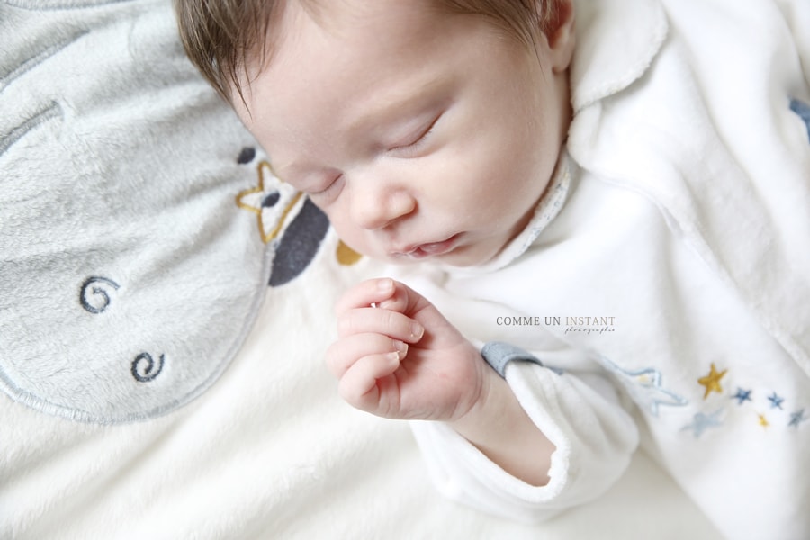 photographe à domicile de bebes en centre ville de Levallois Perret (92300 Hauts de Seine 92) et sa région