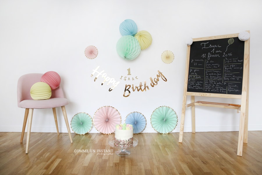 smashing the cake - photographe à domicile enfant métis - photographe de smashing the cake - photographe a domicile bébé - 1er anniversaire bébé - photographe a domicile anniversaire - shooting rainbow cake - enfant - bébé métis - shooting gâteau smash the cake